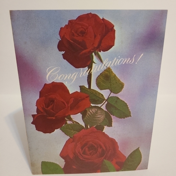𝅺VINTAGE Purple Background w/ Red Roses Congratulations Card - Picture 1 of 4